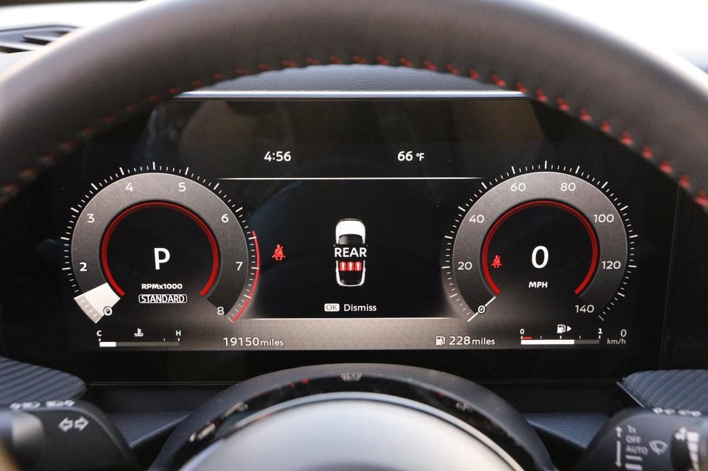 Nissan Kicks Vehicle Image 14