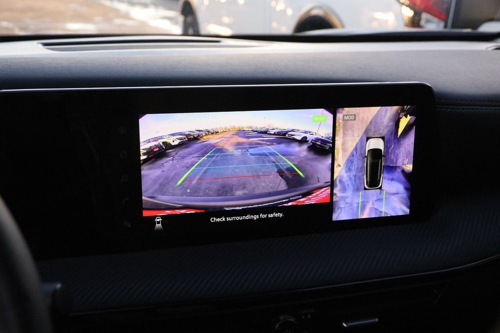 Nissan Kicks Vehicle Image 17