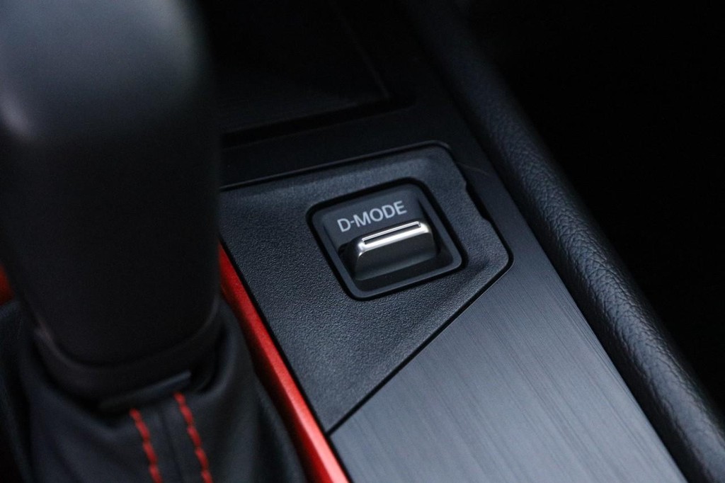 Nissan Kicks Vehicle Image 19