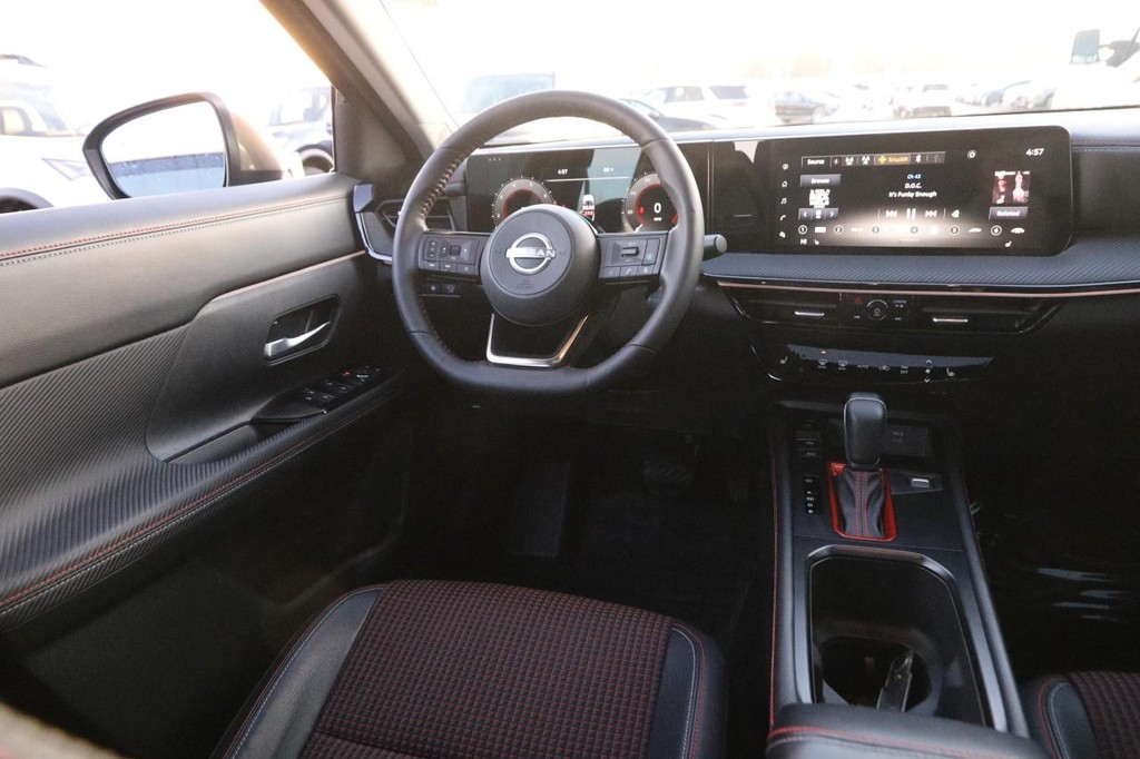 Nissan Kicks Vehicle Image 22