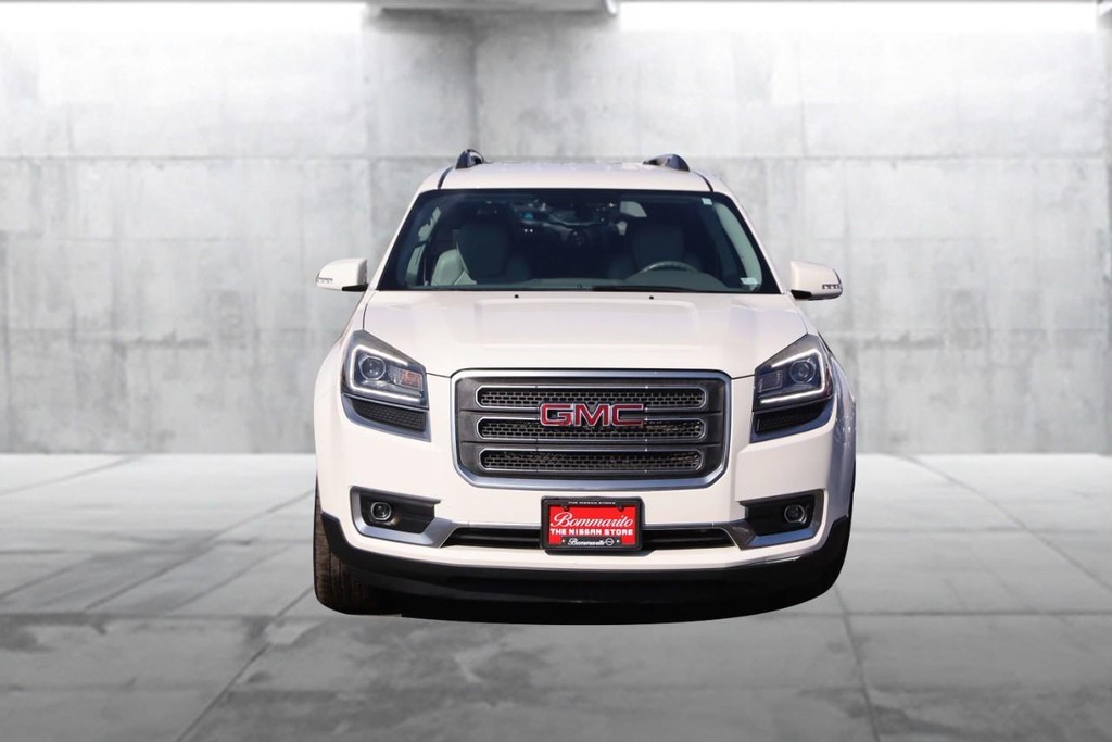 GMC Acadia Vehicle Image 04