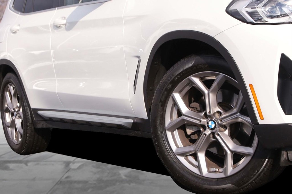 BMW X3 Vehicle Image 03