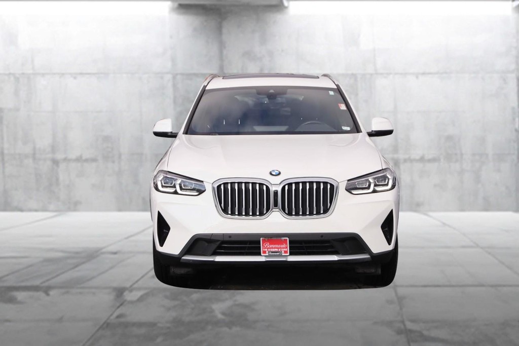 BMW X3 Vehicle Image 04