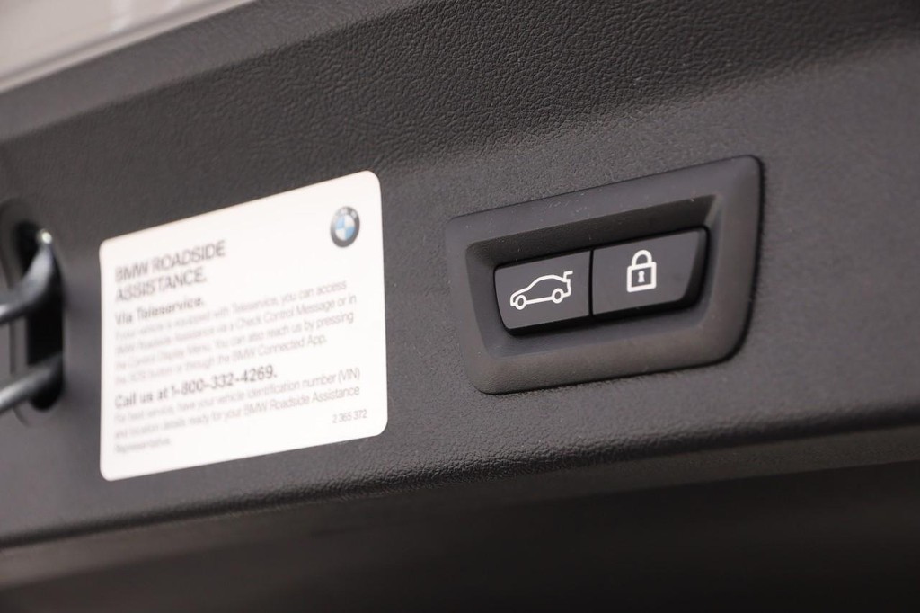 BMW X3 Vehicle Image 08