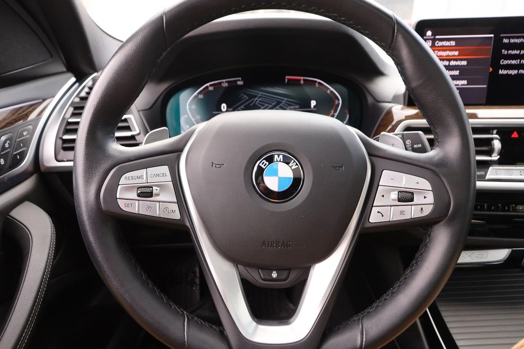 BMW X3 Vehicle Image 12