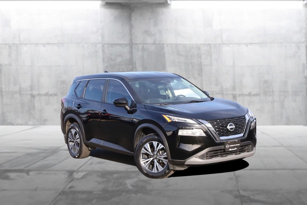 Nissan Rogue Vehicle Image 02