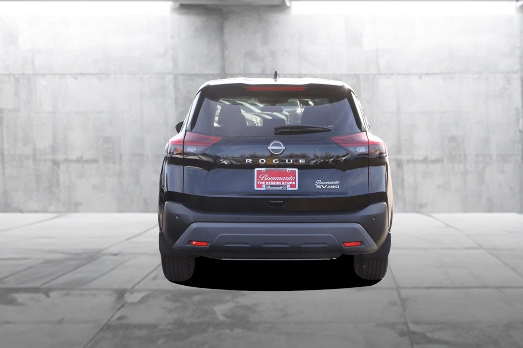 Nissan Rogue Vehicle Image 06