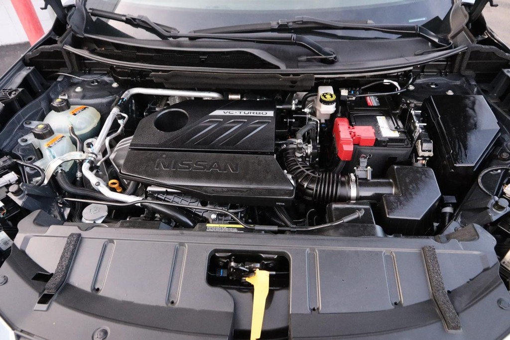 Nissan Rogue Vehicle Image 26