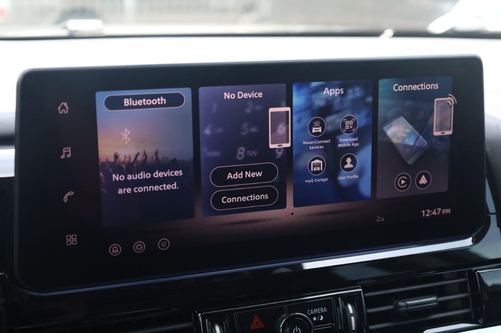 Nissan Pathfinder Vehicle Image 14