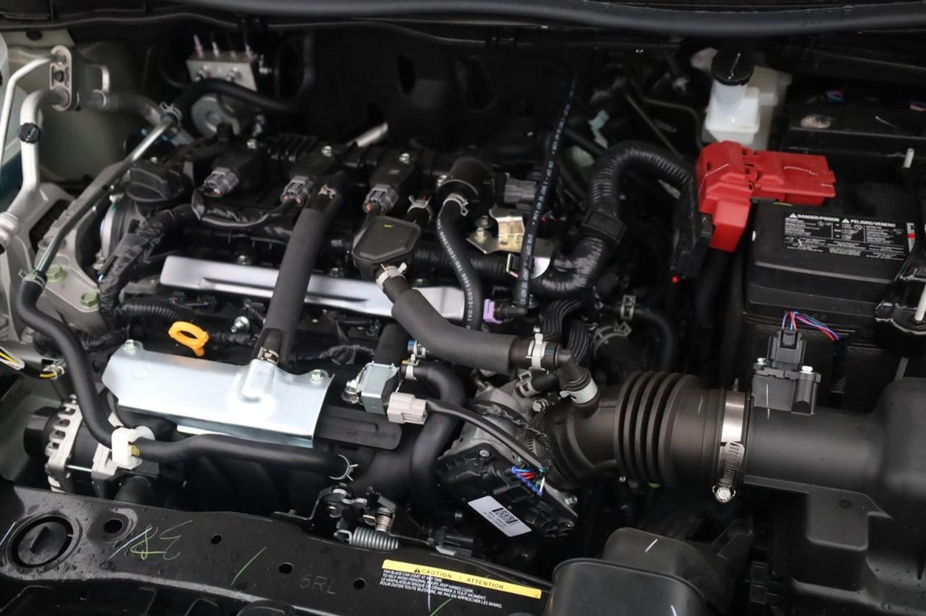 Nissan Versa Vehicle Image 22