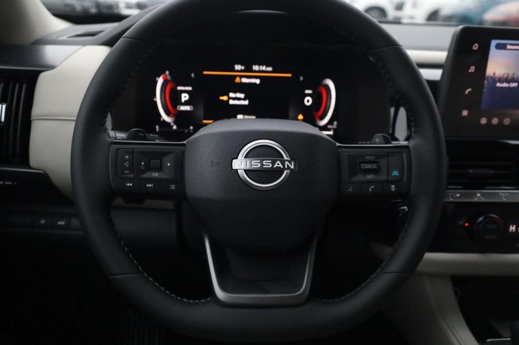 Nissan Pathfinder Vehicle Image 08