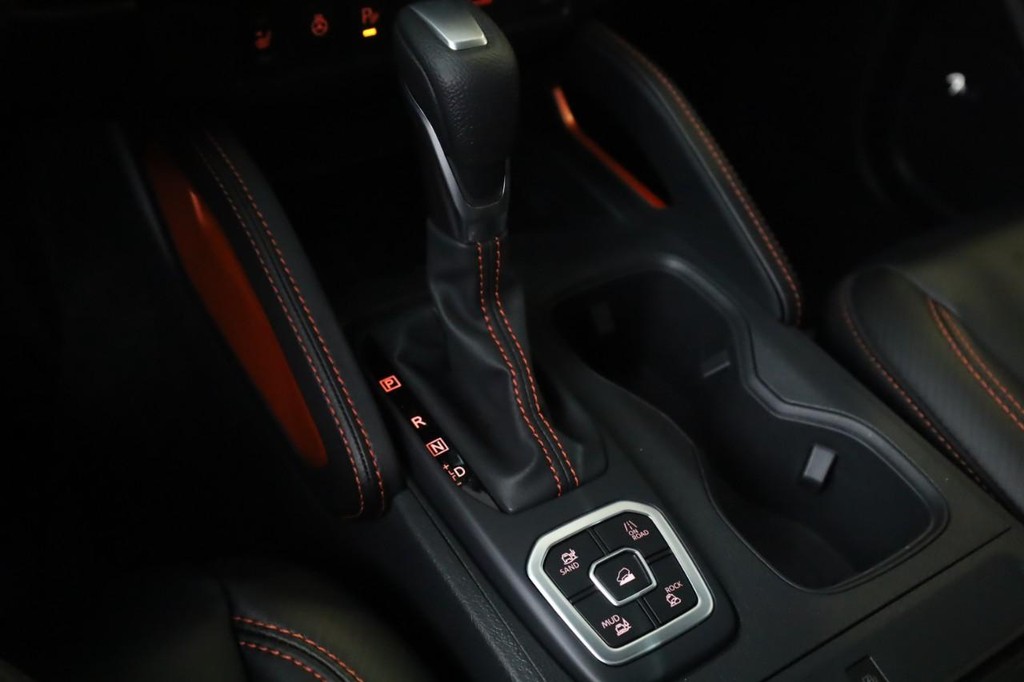 Nissan Frontier Vehicle Image 17