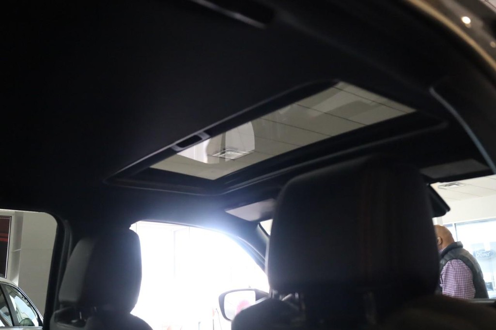 Nissan Frontier Vehicle Image 21