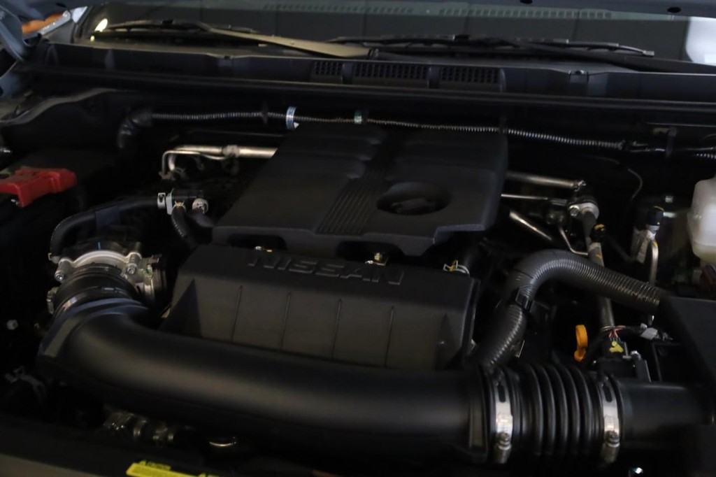 Nissan Frontier Vehicle Image 23