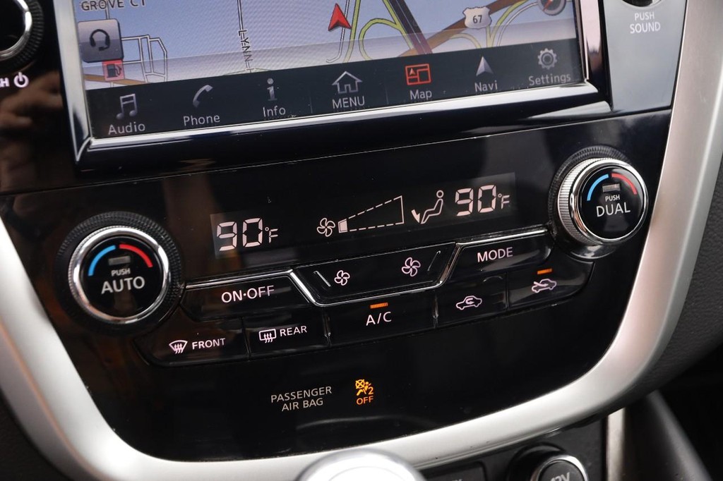 Nissan Murano Vehicle Image 20