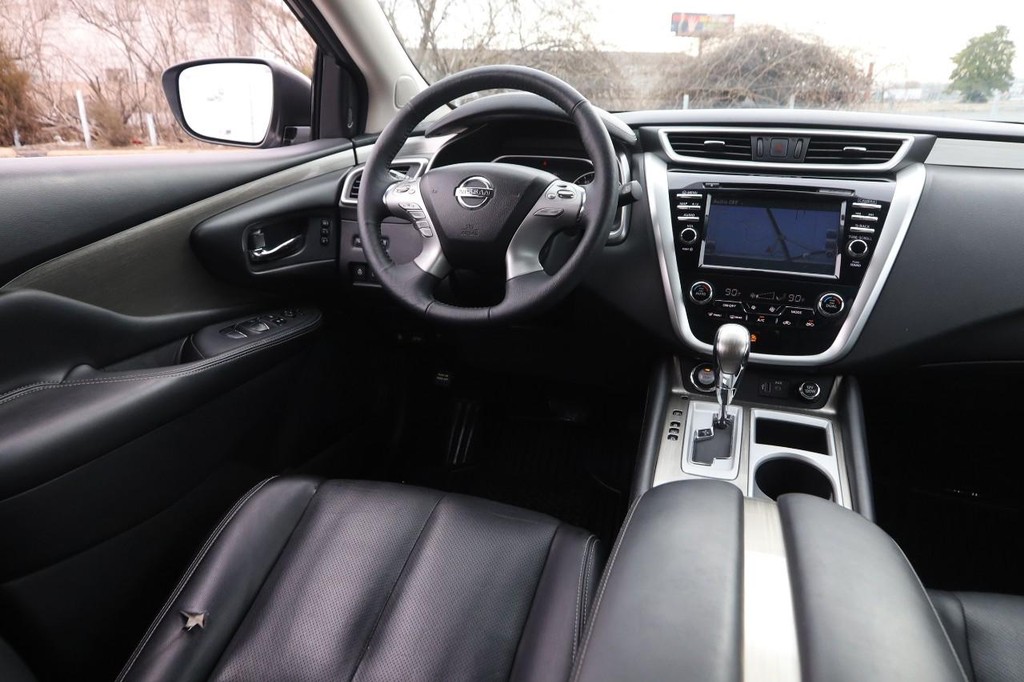 Nissan Murano Vehicle Image 24