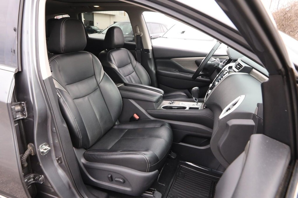Nissan Murano Vehicle Image 28
