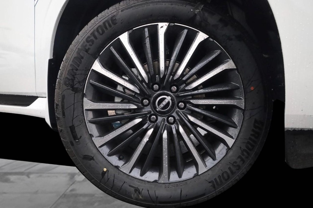 Nissan Armada Vehicle Image 03