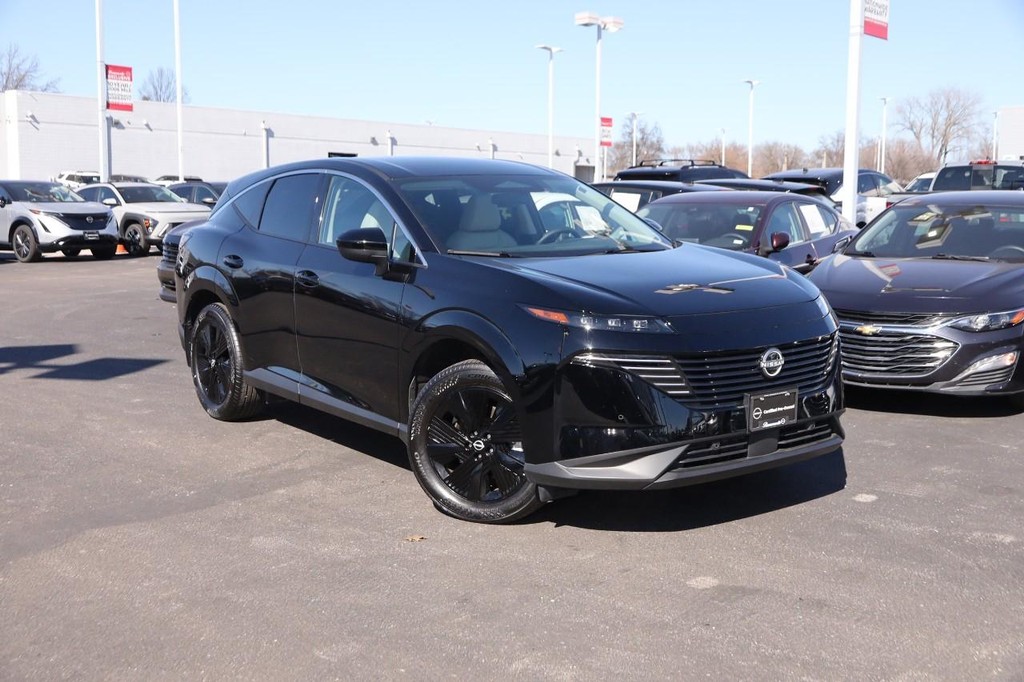 Nissan Murano Vehicle Image 02