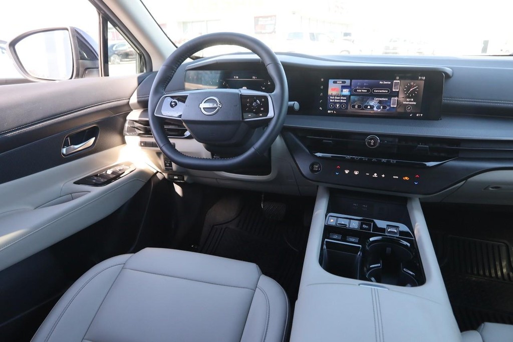 Nissan Murano Vehicle Image 22