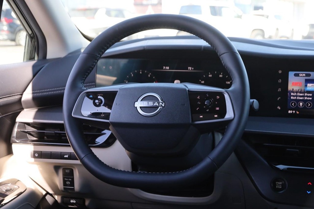 Nissan Murano Vehicle Image 23