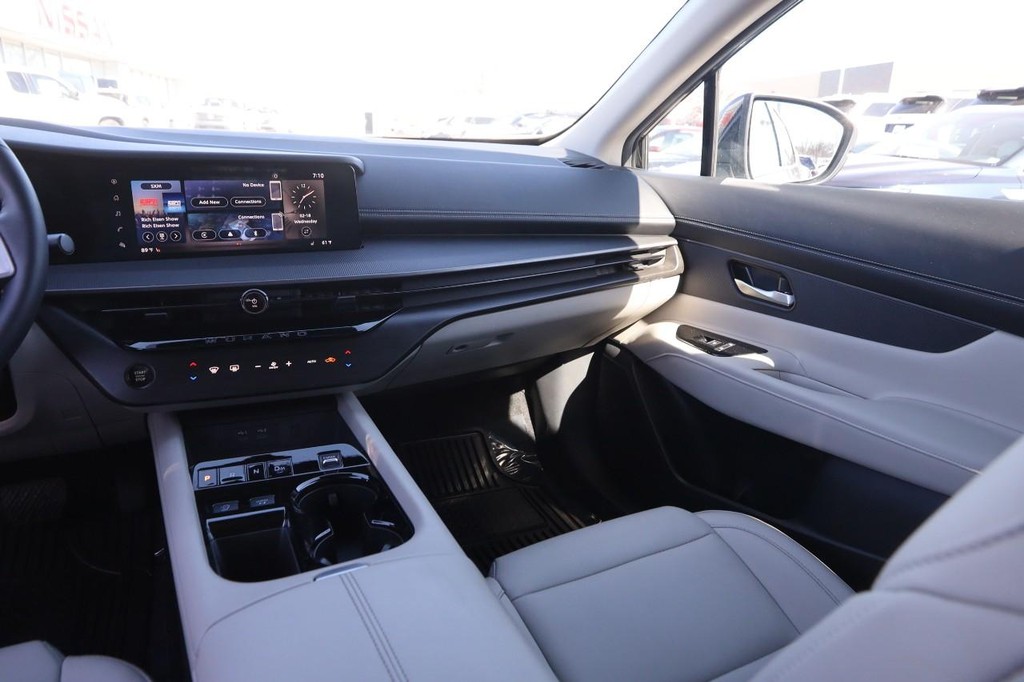 Nissan Murano Vehicle Image 25