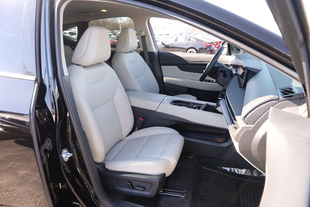 Nissan Murano Vehicle Image 26