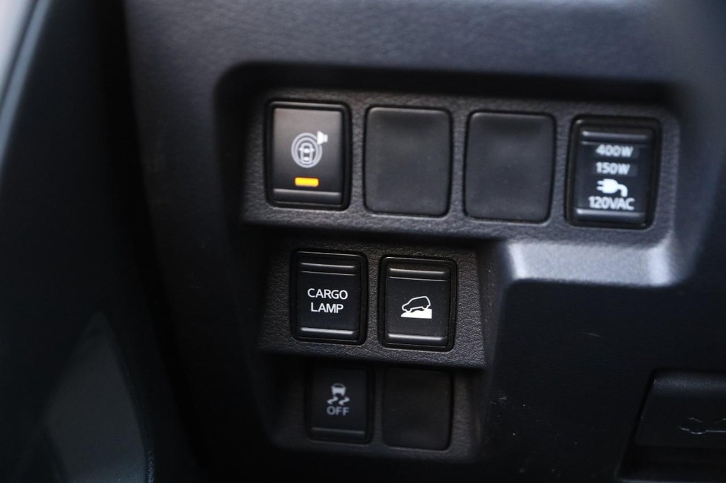 Nissan Frontier Vehicle Image 20