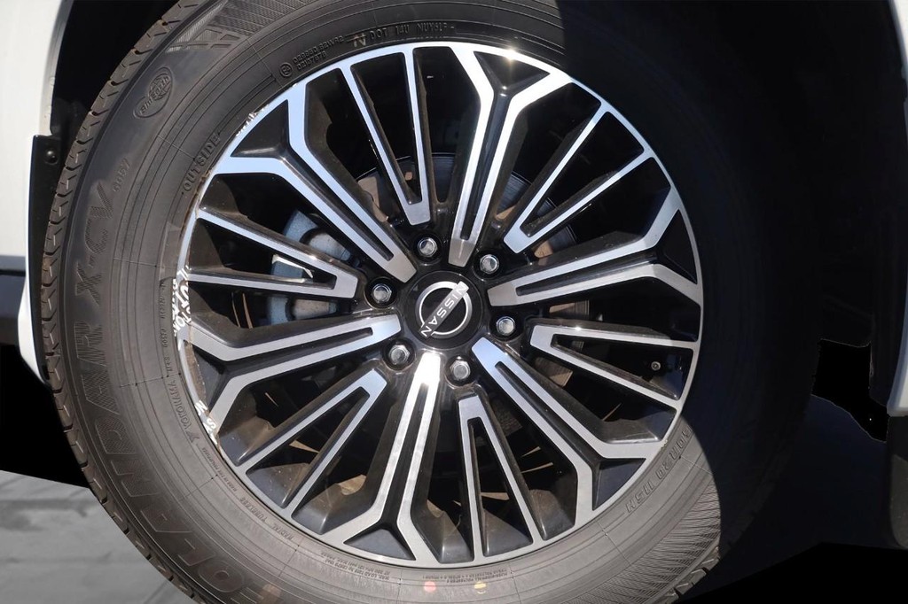 Nissan Armada Vehicle Image 03