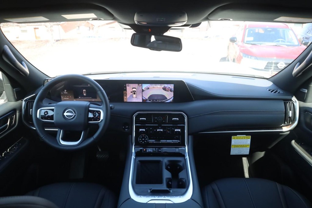 Nissan Armada Vehicle Image 07