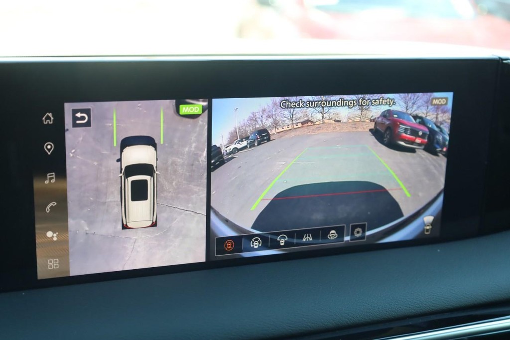 Nissan Armada Vehicle Image 15