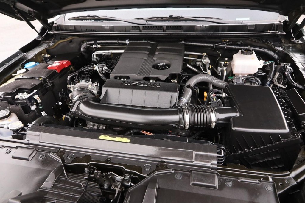 Nissan Frontier Vehicle Image 26