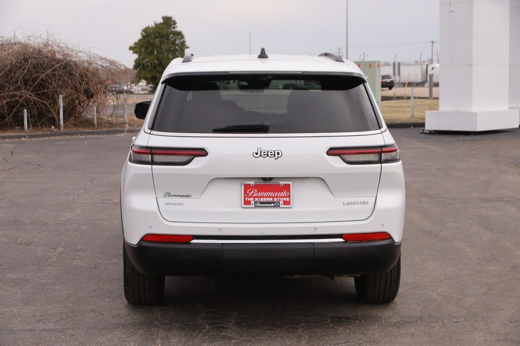 Jeep Grand Cherokee L Vehicle Full-screen Gallery Image 6