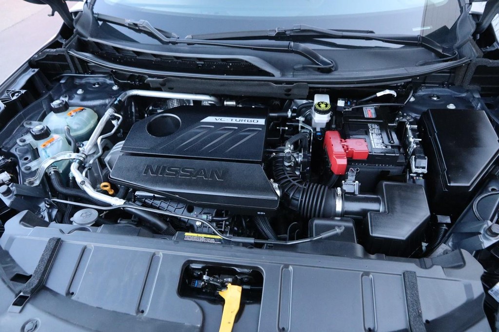 Nissan Rogue Vehicle Full-screen Gallery Image 28