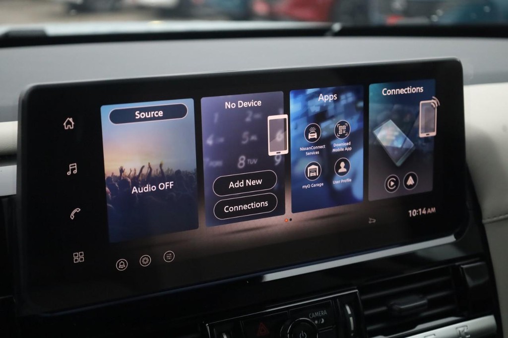 Nissan Pathfinder Vehicle Image 14