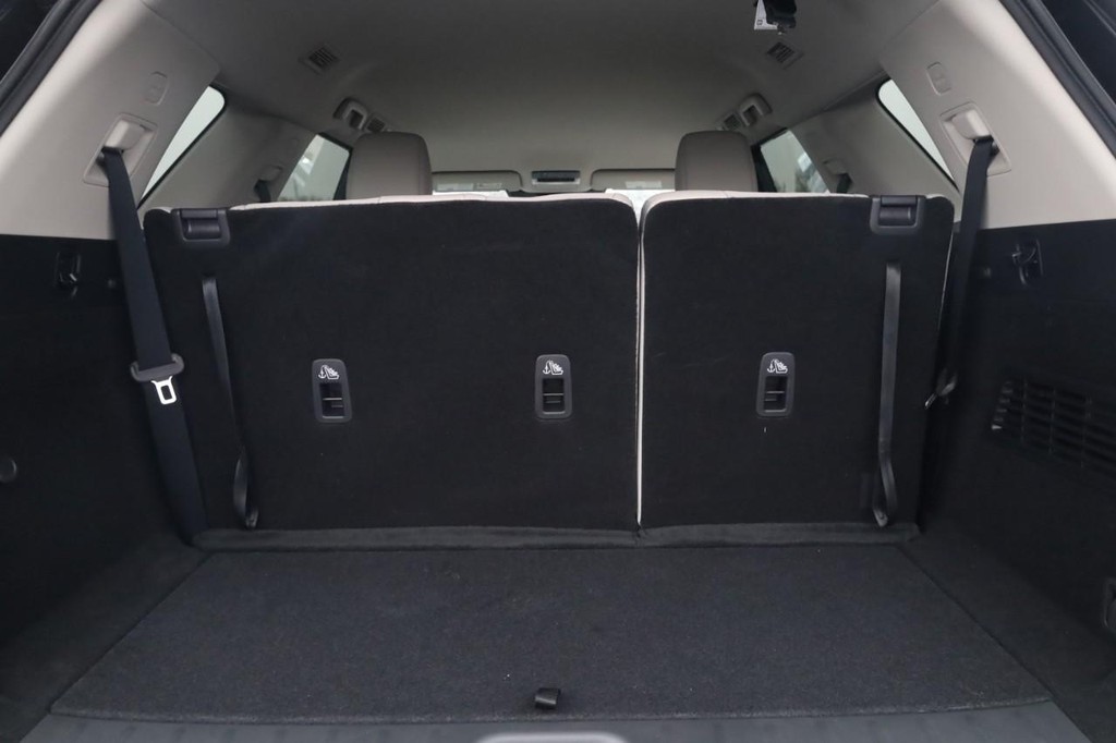 Nissan Pathfinder Vehicle Image 24