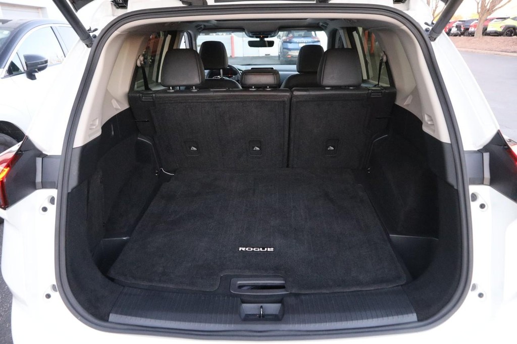 Nissan Rogue Vehicle Image 07