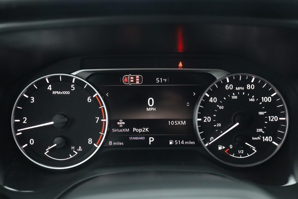 Nissan Rogue Vehicle Image 13