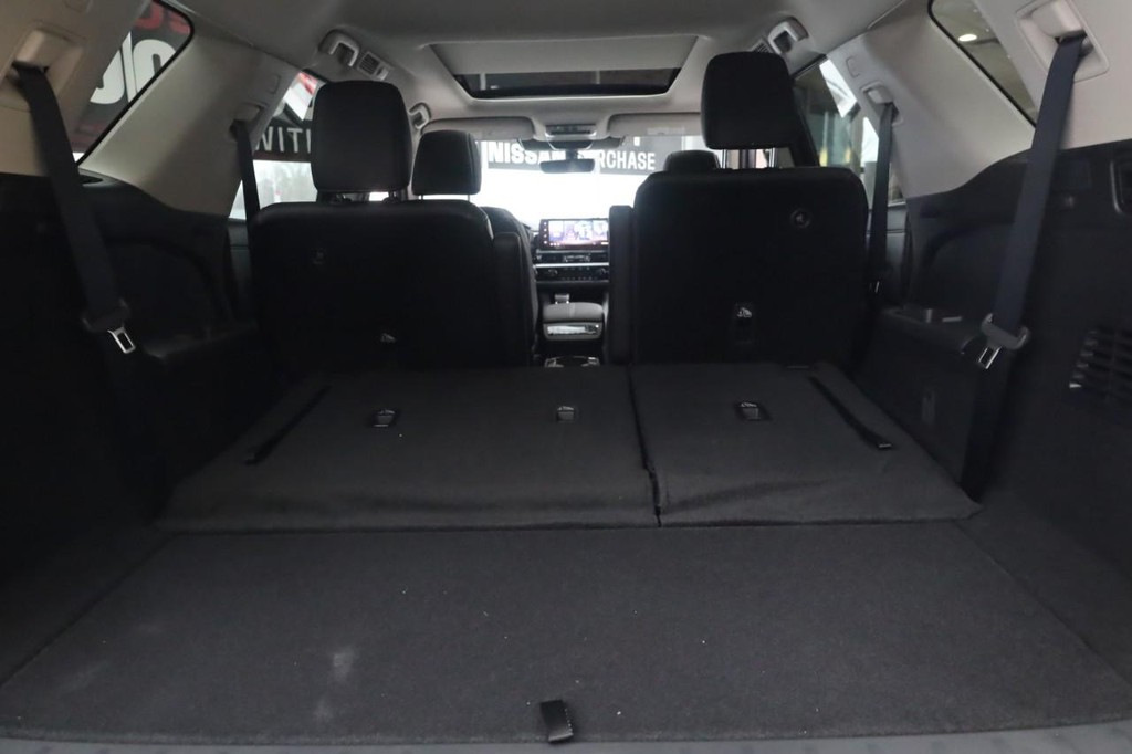 Nissan Pathfinder Vehicle Image 22