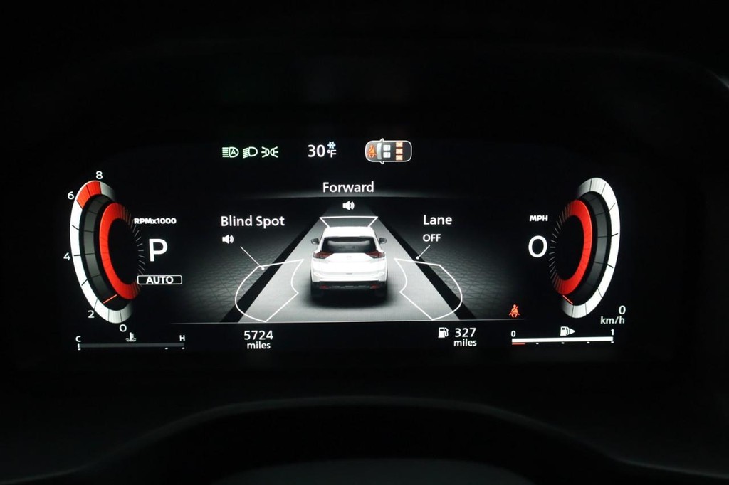 Nissan Rogue Vehicle Image 12