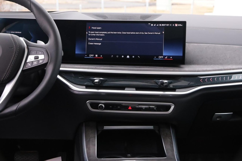 BMW X5 Vehicle Image 23