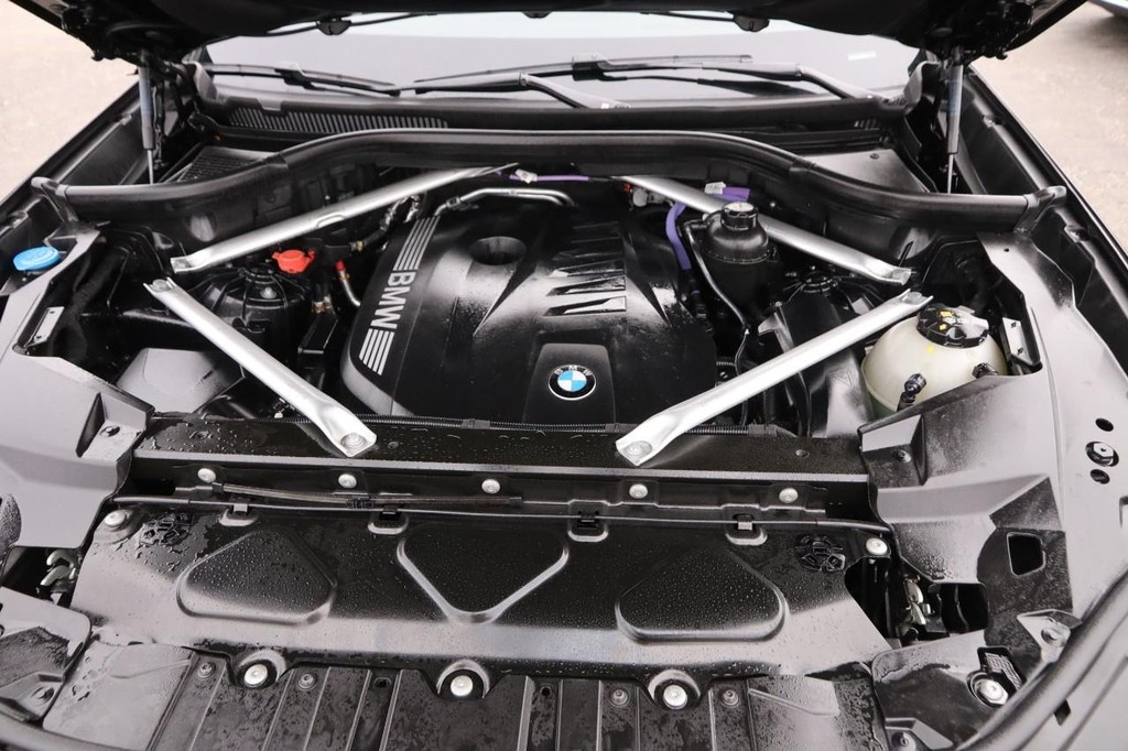 BMW X5 Vehicle Image 27