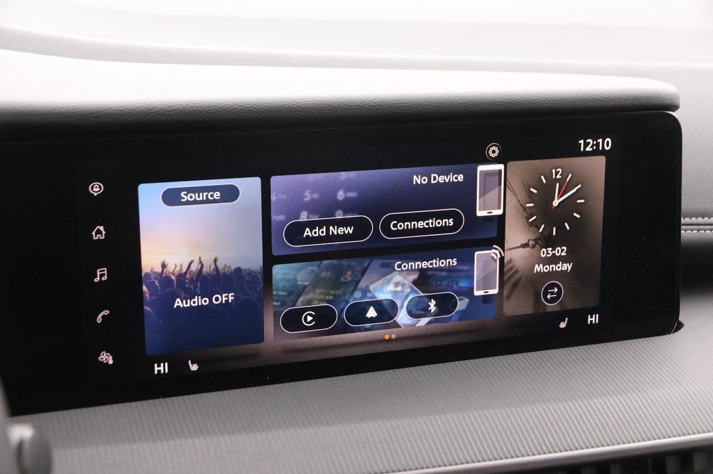 Nissan Murano Vehicle Image 16