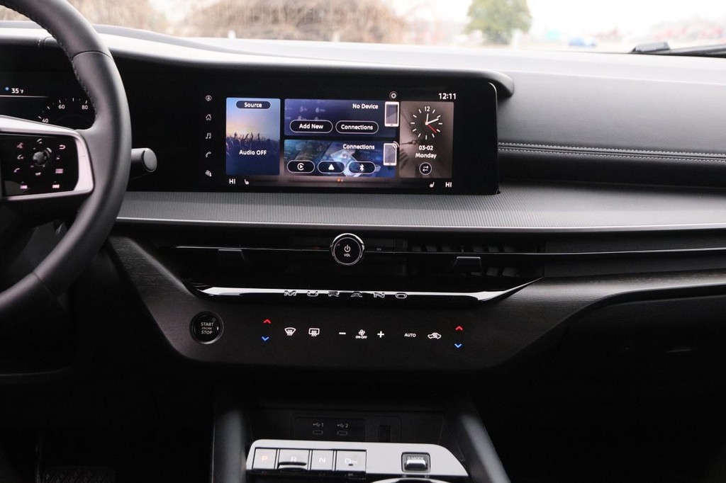 Nissan Murano Vehicle Image 24