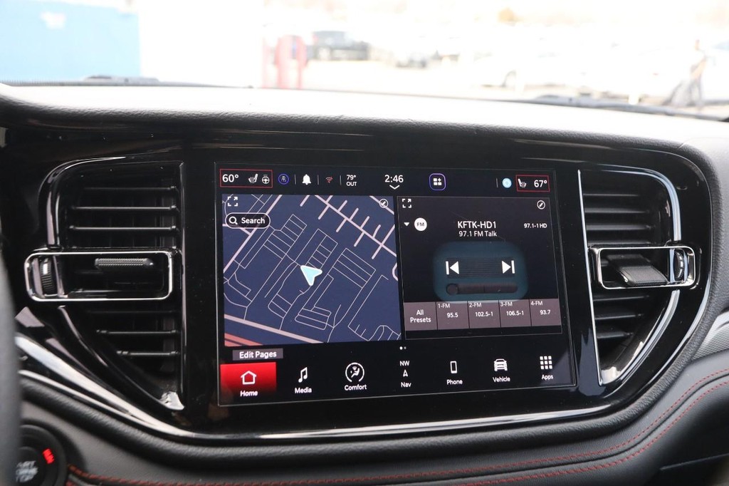 Dodge Durango Vehicle Image 18