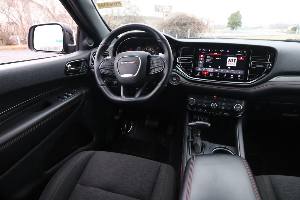 Dodge Durango Vehicle Full-screen Gallery Image 23