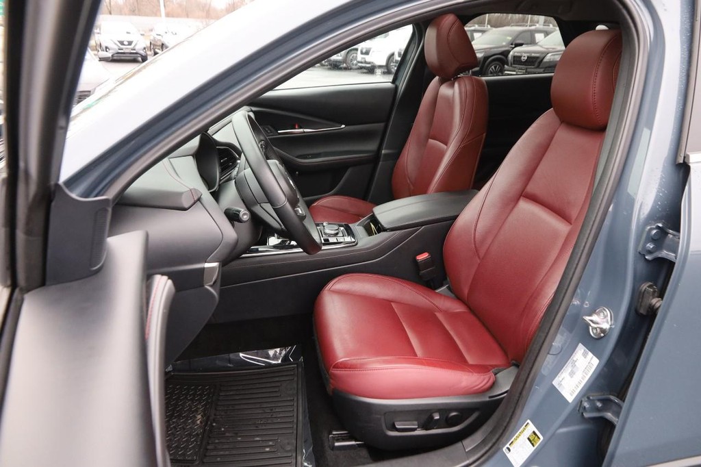 Mazda CX-30 Vehicle Image 10