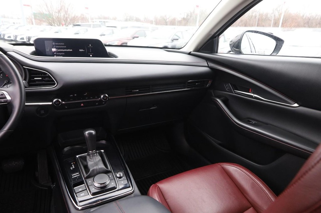 Mazda CX-30 Vehicle Image 27