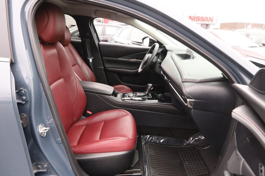 Mazda CX-30 Vehicle Image 28