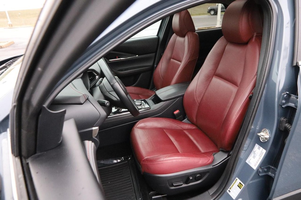 Mazda CX-30 Vehicle Image 09